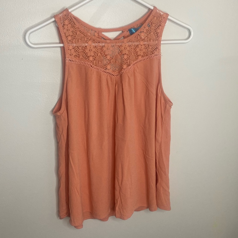Francesca’s Size XS Coral Lace Neck Tank Top